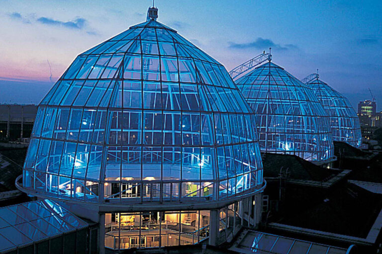 Dom roofs of the Design Center Chelsea Harbour